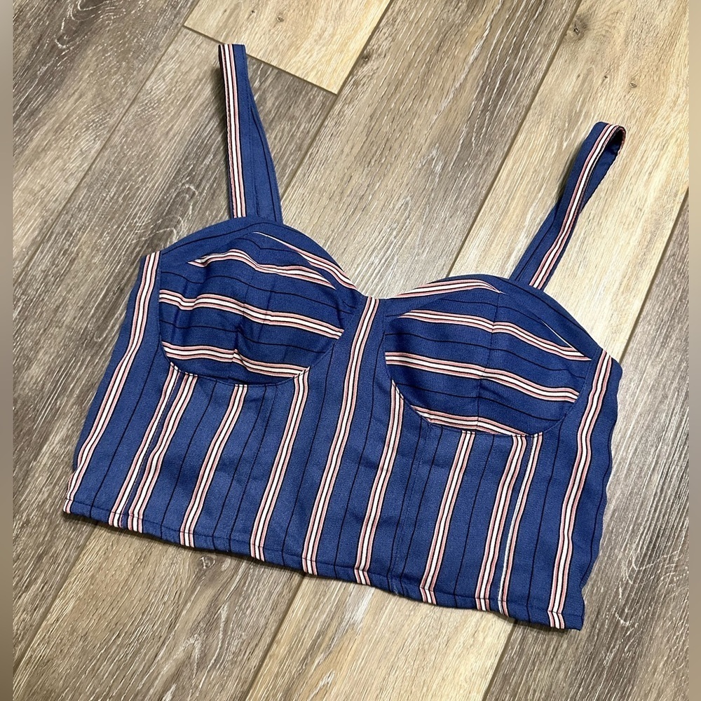 🛍️ band of Gypsies crop top